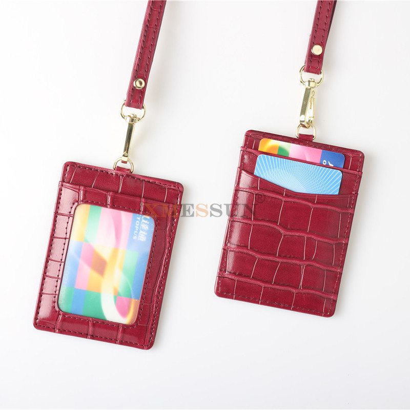 XMESSUN Embossed Ostrich Patte - Monogrammed Handkerchief ulasan dan harga