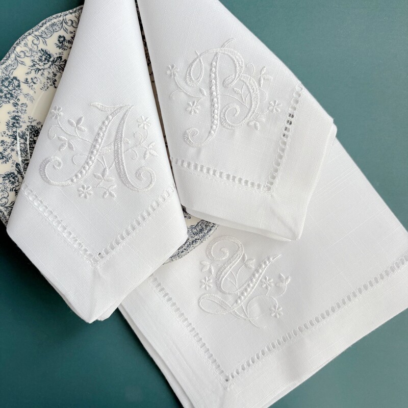 Letter Napkin Monogram Embroid - Monogrammed Handkerchief ulasan dan harga